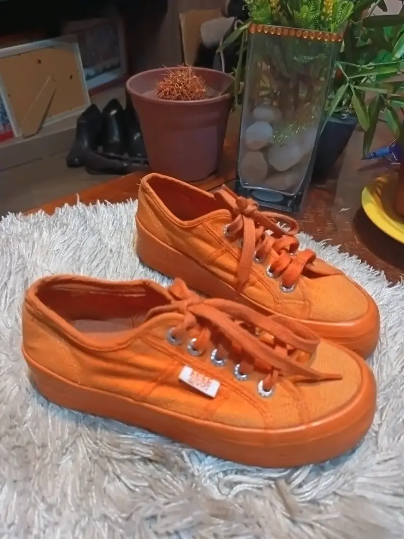 Zapatillas naranjas de lona casuales - 1