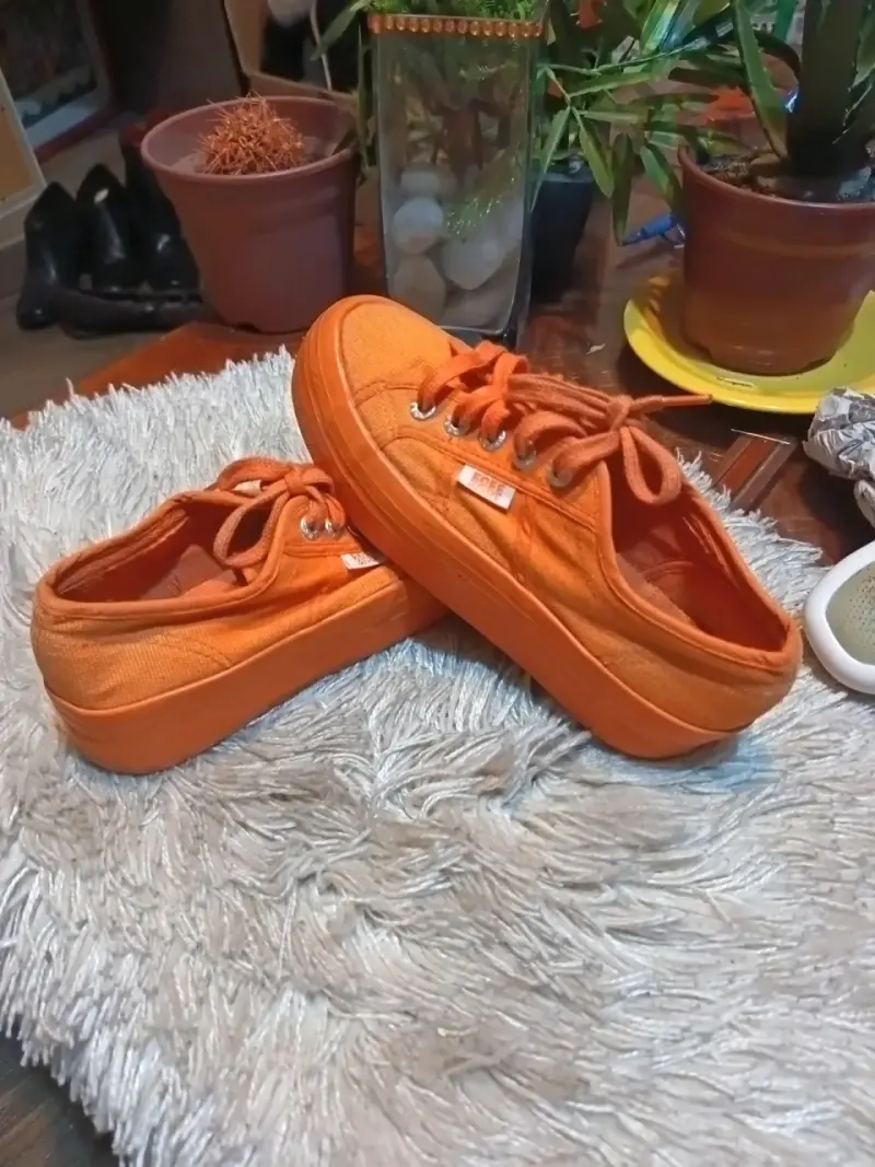 Zapatillas naranjas de lona casuales - 3
