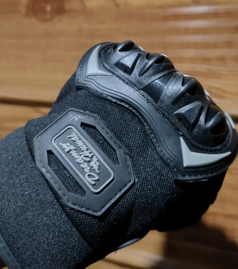 Guantes de protección para motocicleta con refuerzo - 1