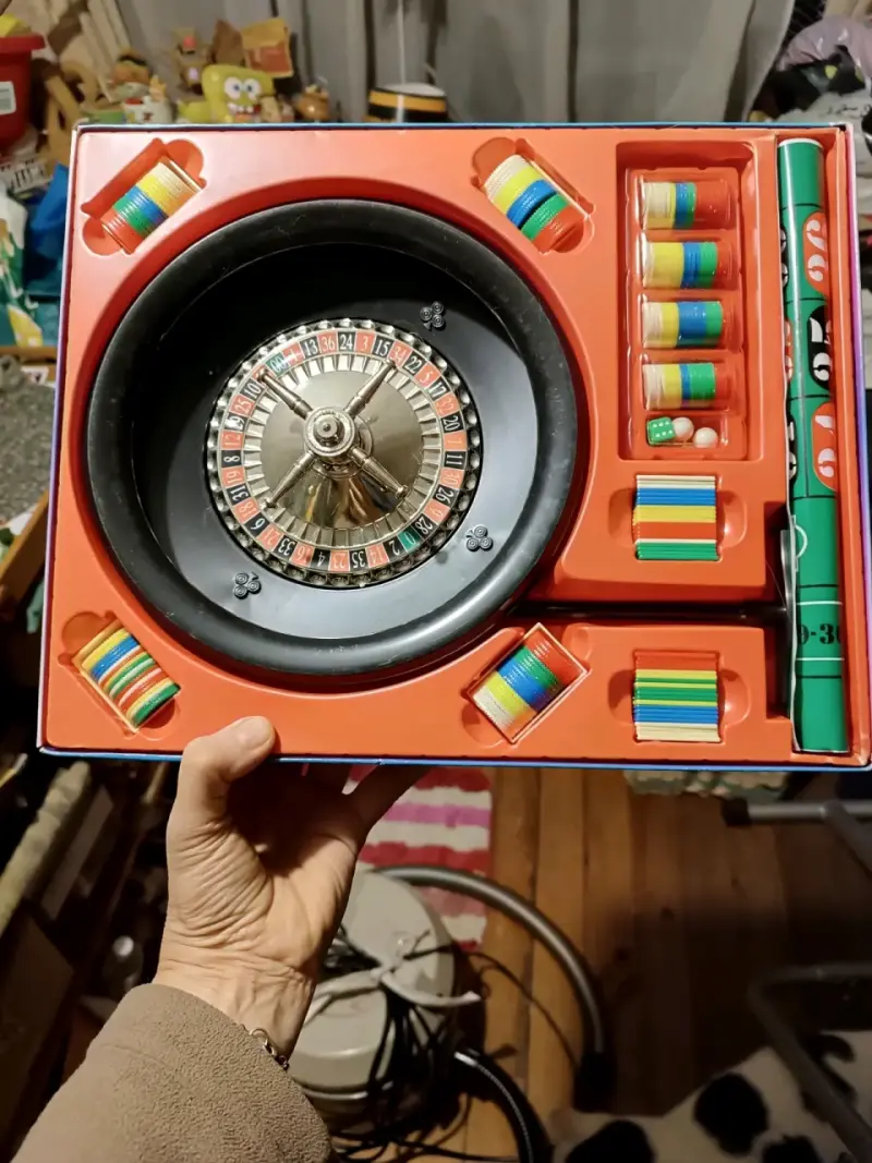 Juego de Ruleta con Fichas y Tapete - 1