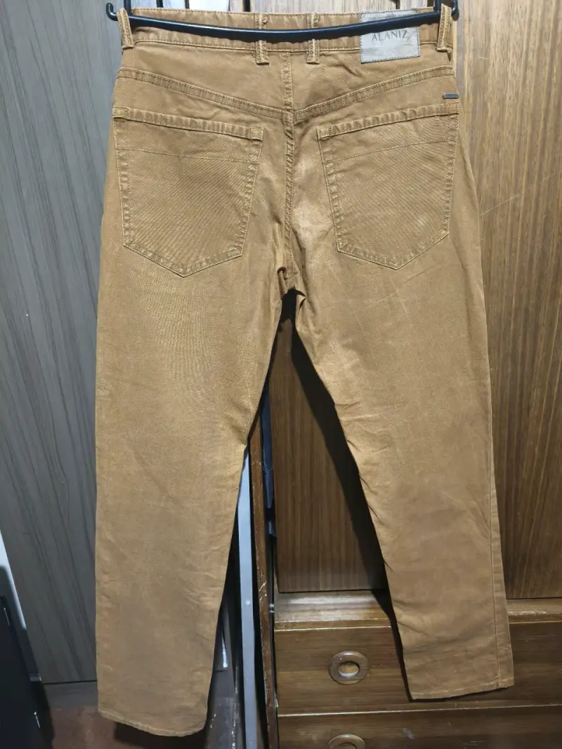 Pantalón Alaniz Hombre Slim Fit Café Talla 40 - 2