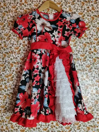 Vestido de huasa para niña con pañuelo - miniatura 3