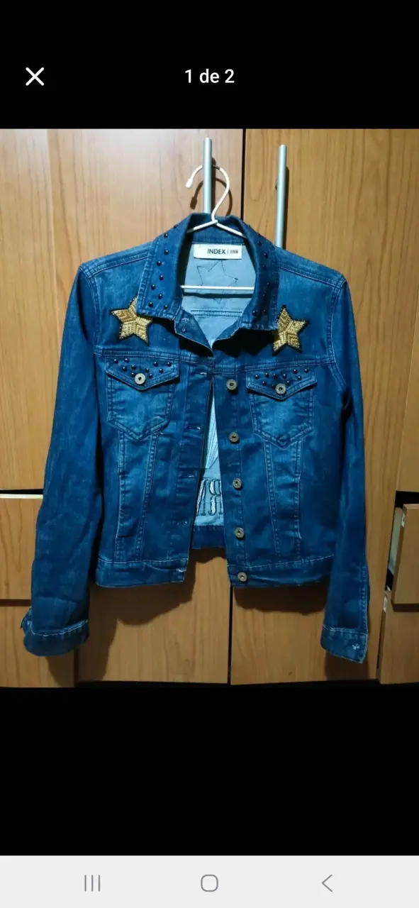 Chaqueta de mezclilla con estrellas doradas Index - 1