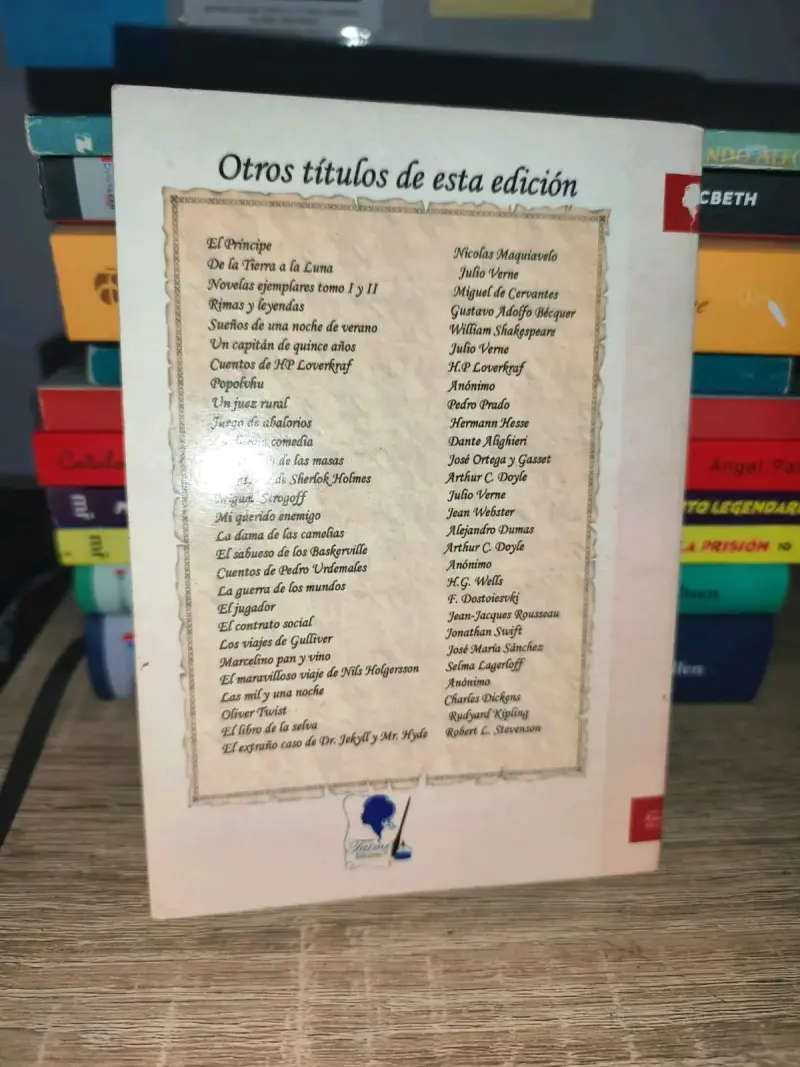 Libro El Extraño Caso de Dr. Jekyll y Mr. Hyde - 2
