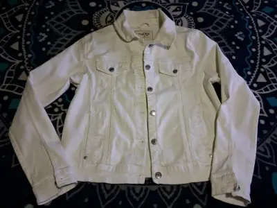 Chaqueta de mezclilla blanca para mujer - miniatura 1