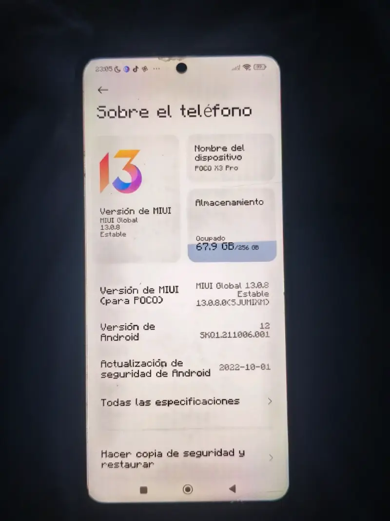 Smartphone POCO X3 Pro con 256GB de almacenamiento