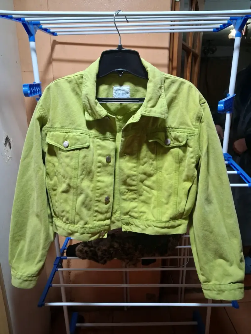 Chaqueta corta verde lima para mujer - 3