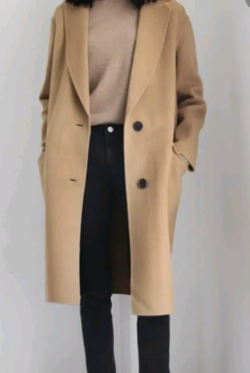 Abrigo Beige de Mujer Elegante - 3