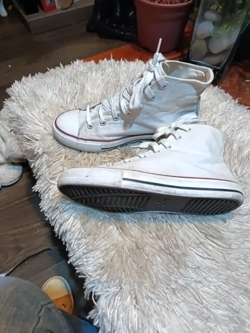 Zapatillas blancas de lona estilo urbano - 6