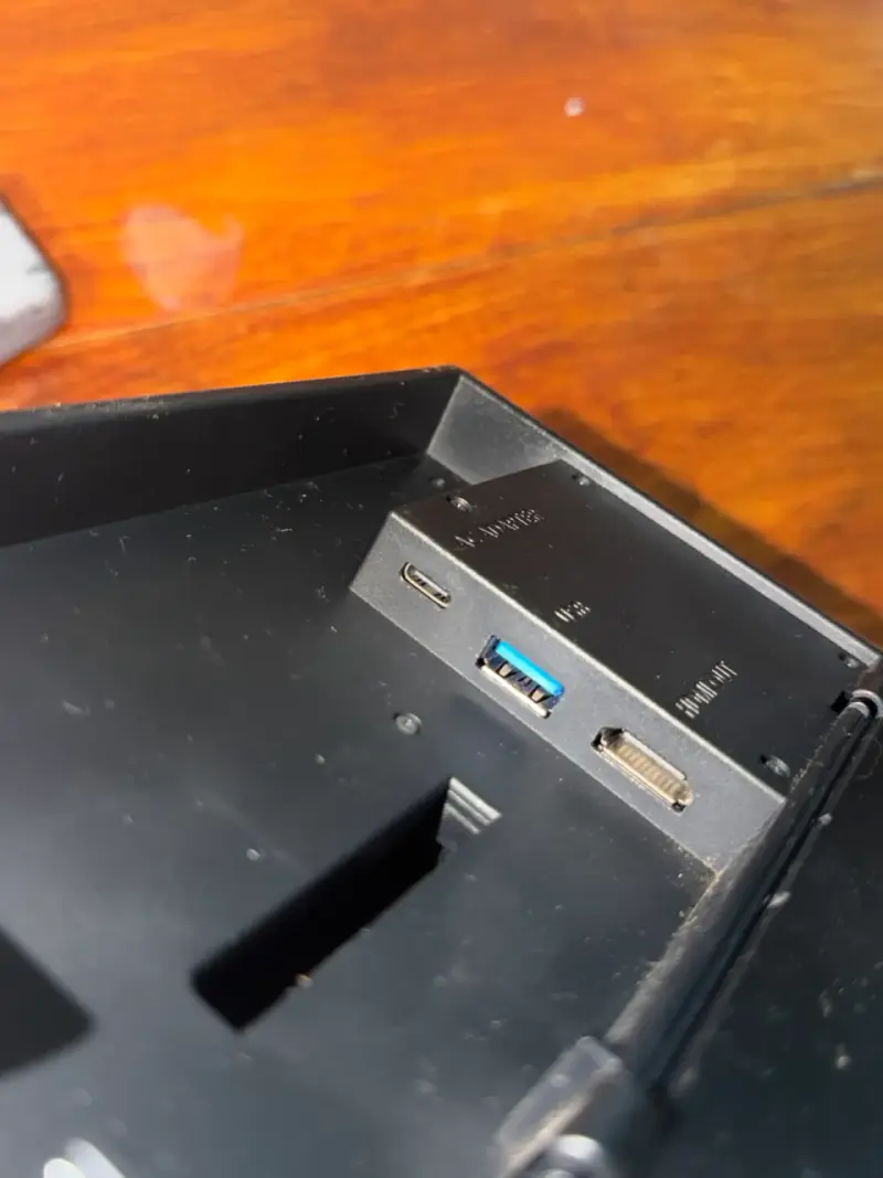 Dock para Nintendo Switch en buen estado - 3