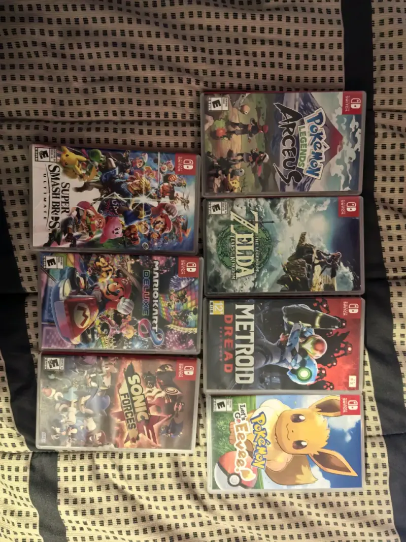 Colección de juegos Nintendo Switch variados