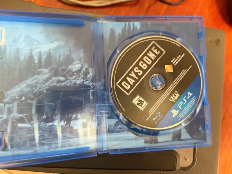 Juego PS4 Days Gone en buen estado - 2