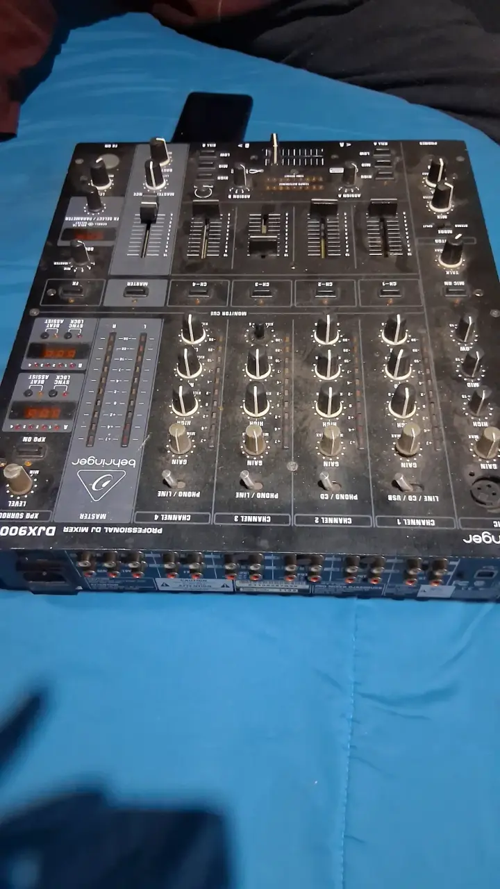 Mezclador DJ Behringer DX900USB profesional - 1