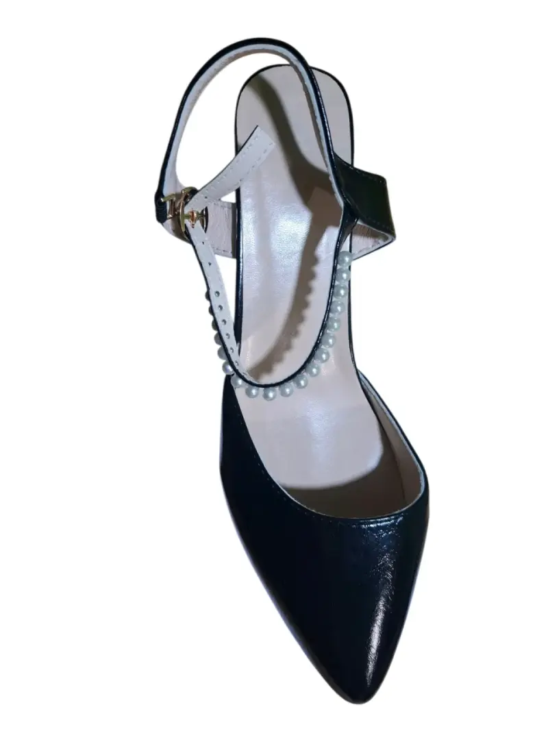 Zapatos de tacón bajo con perlas decorativas - 1