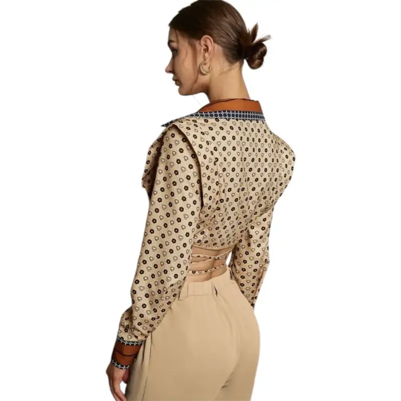 Camisa crop estampada beige mujer - 4