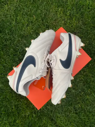 Zapatos de futbol - miniatura 1