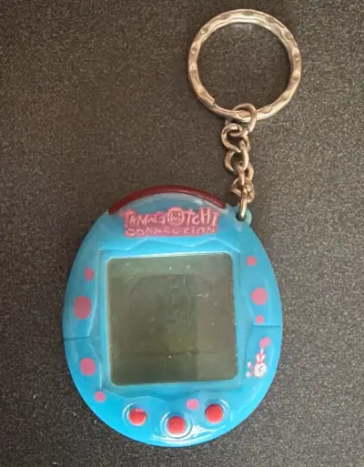 Tamagotchi Connection azul con llavero - miniatura 1