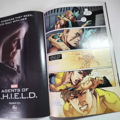 Cómic X-Men Gold y Red Marvel Legacy - miniatura 5