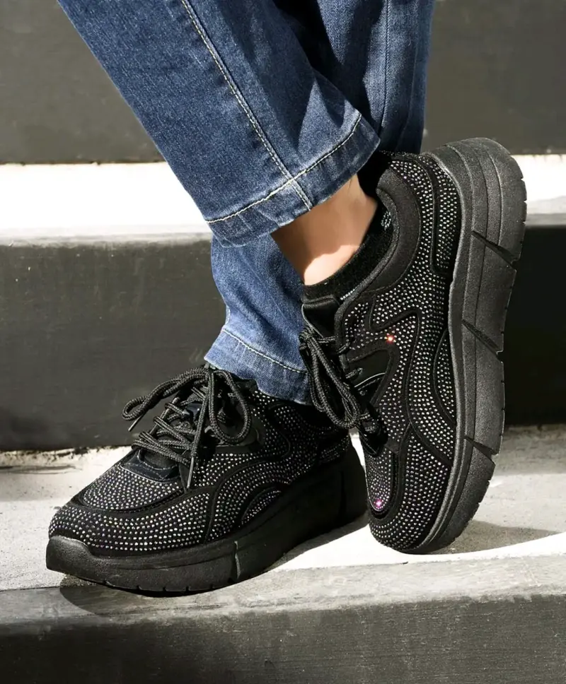 Zapatillas negras con detalles brillantes  mujer - 4