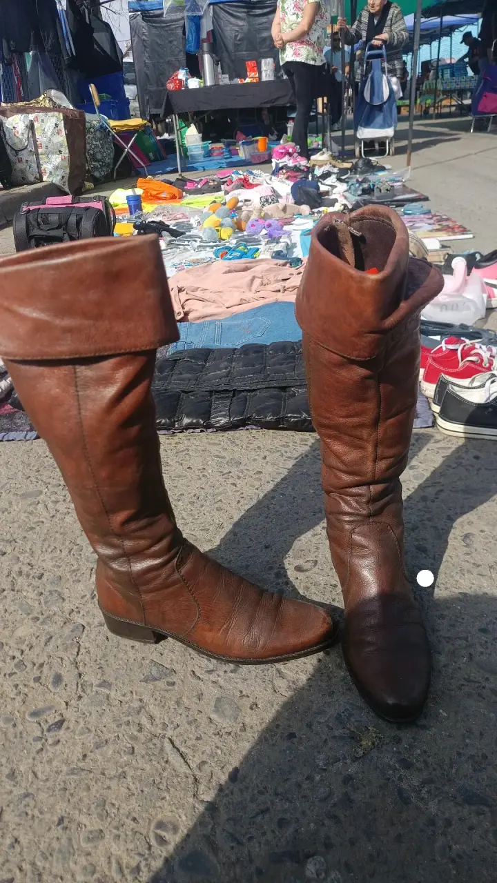 Botas largas de cuero marrón para mujer - 1