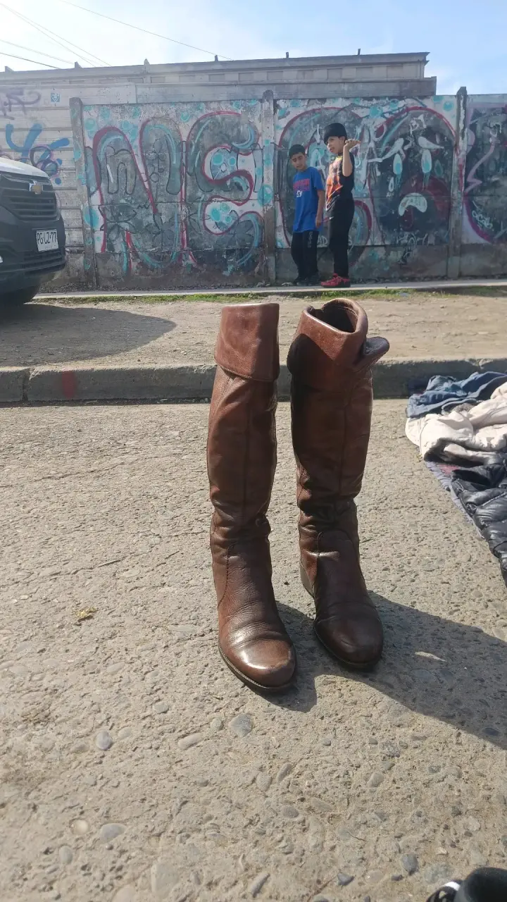 Botas largas de cuero marrón para mujer - 2