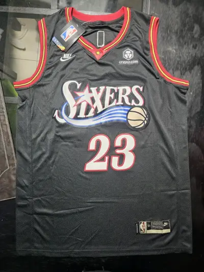 Camiseta NBA Sixers LeBron James Negra Nike - miniatura 1