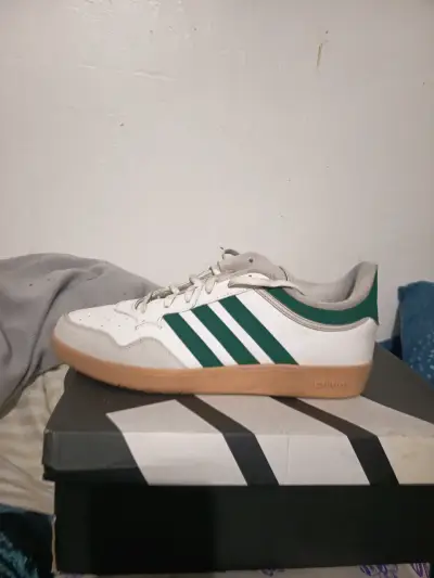 Zapatillas deportivas rojas Adidas para hombre - miniatura 6