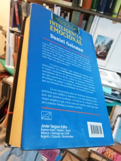 Libro La Inteligencia Emocional de Daniel Goleman - miniatura 3