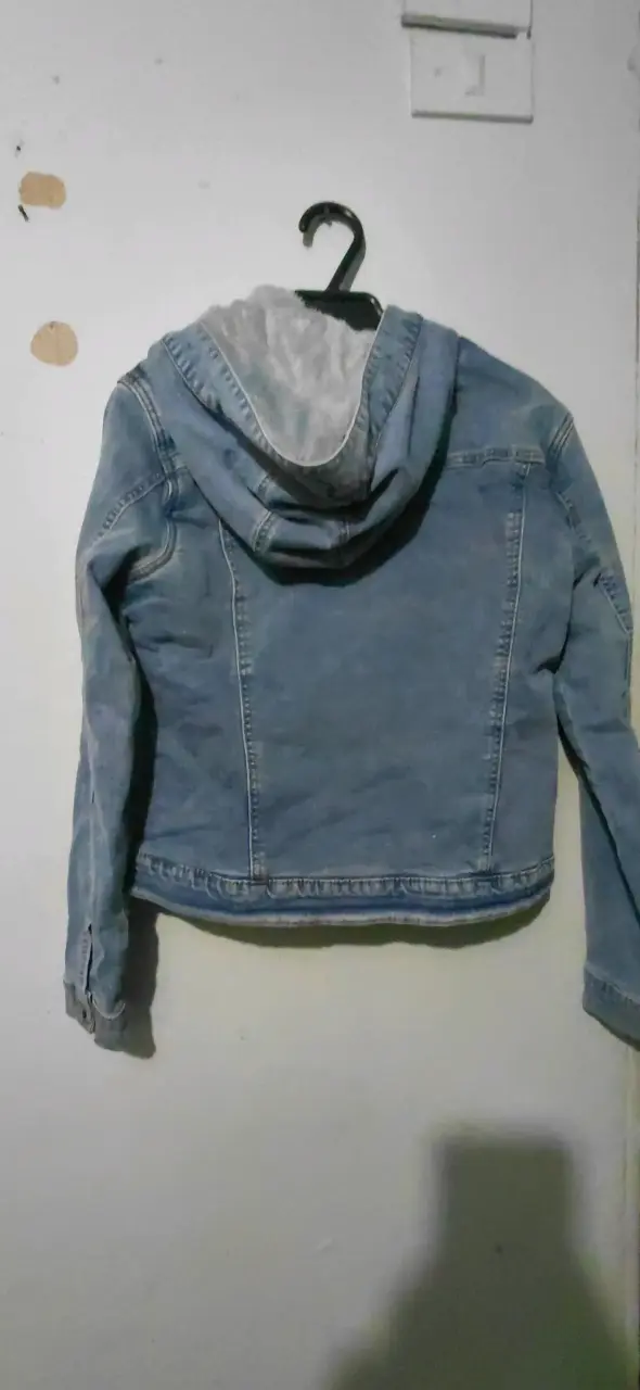 Chaqueta de mezclilla con capucha para mujer - 2