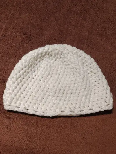Gorro tejido a crochet blanco unisex - miniatura 2