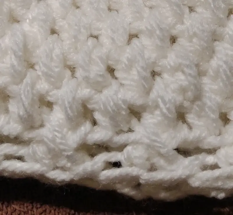 Gorro tejido a crochet blanco unisex - 3