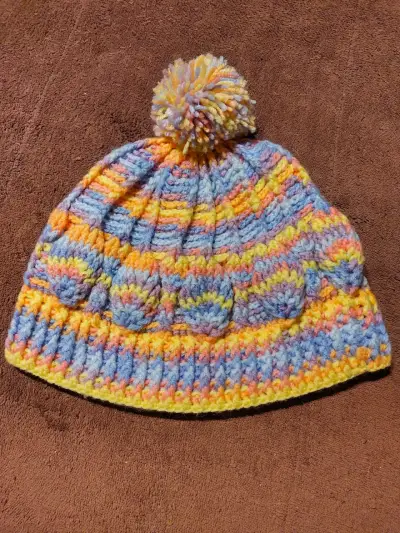 Gorro tejido a crochet - miniatura 2