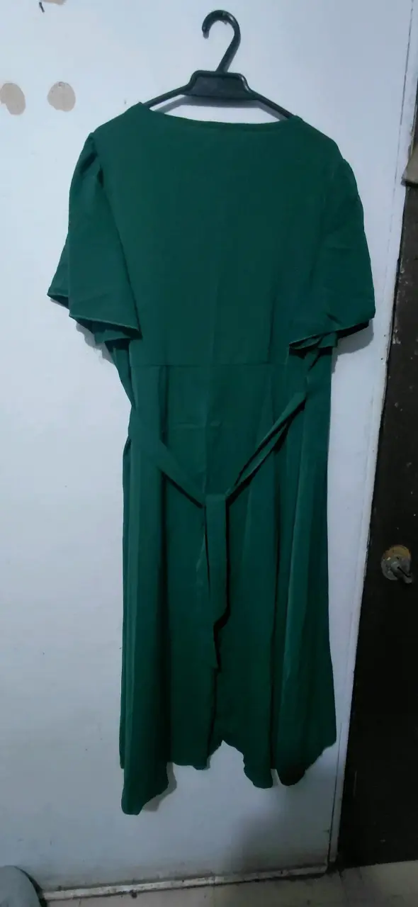 Vestido verde elegante para mujer - 2