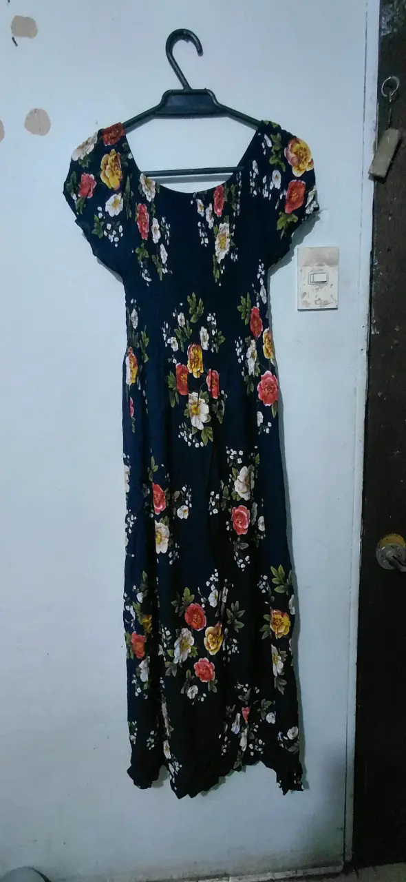 Vestido largo floral para mujer
