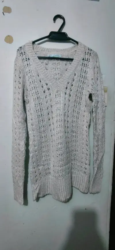 Suéter tejido gris para mujer - miniatura 1