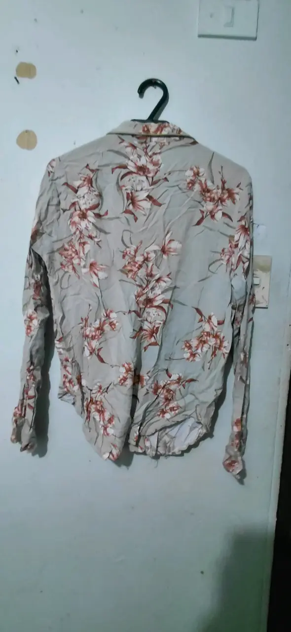 Camisa de mujer con estampado floral - 2