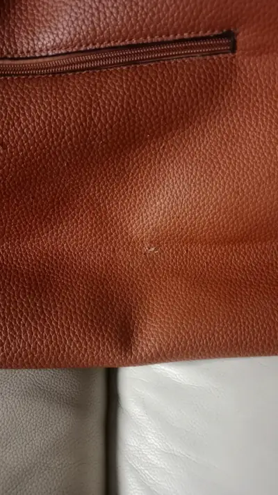 Bolso de cuero marrón con asas negras - miniatura 3