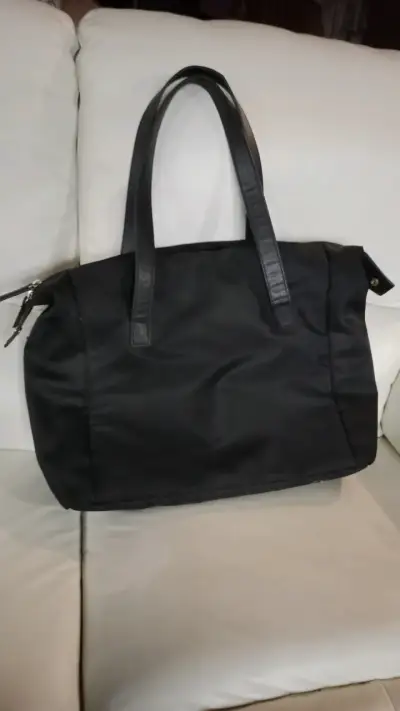 Bolso negro grande con cierre Head - miniatura 2