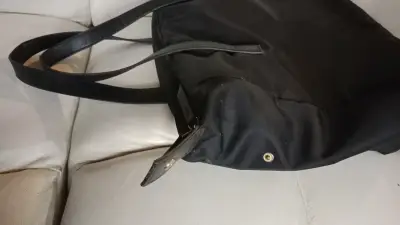Bolso negro grande con cierre Head - miniatura 3