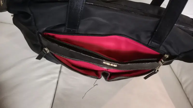 Bolso negro grande con cierre Head - 4