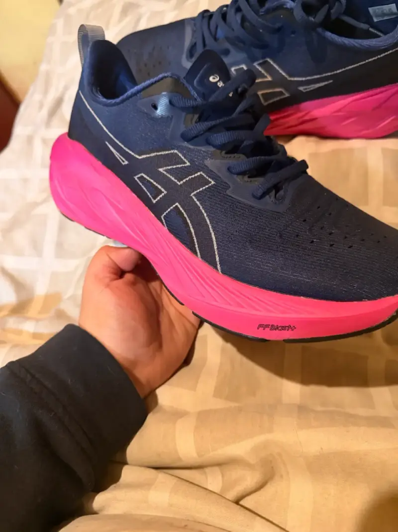 Zapatillas deportivas Asics azul y rosa - 3