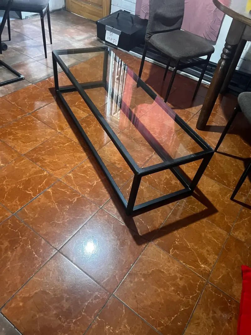 Mesa de Centro de Vidrio y Metal Moderna - 3
