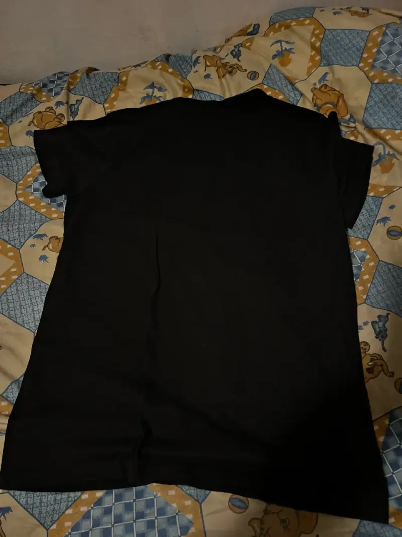 Polera negra Americano talla L - 3
