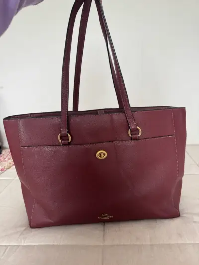 Bolso tote burdeos de cuero Coach - miniatura 1