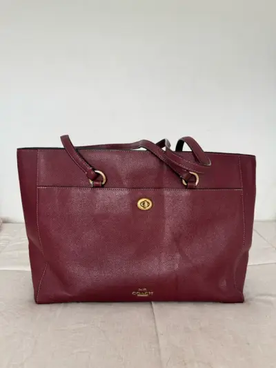 Bolso tote burdeos de cuero Coach - miniatura 3