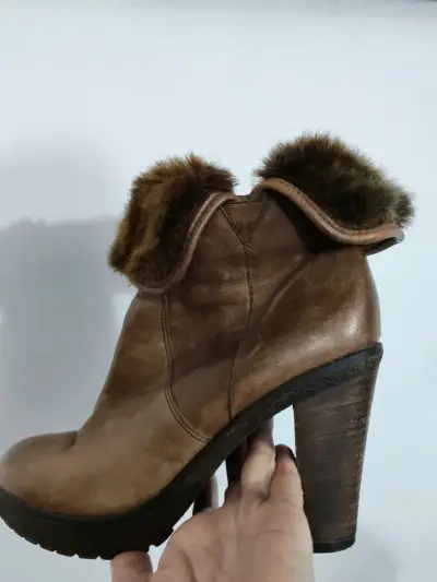 Botines de cuero marrón con tacón alto - miniatura 3