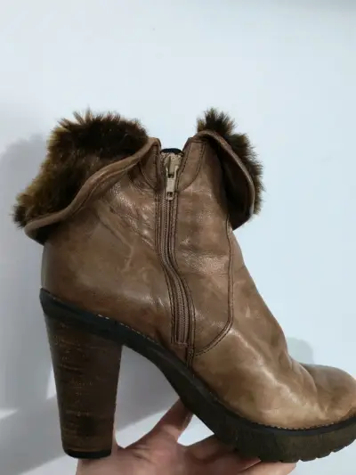 Botines de cuero marrón con tacón alto - miniatura 6