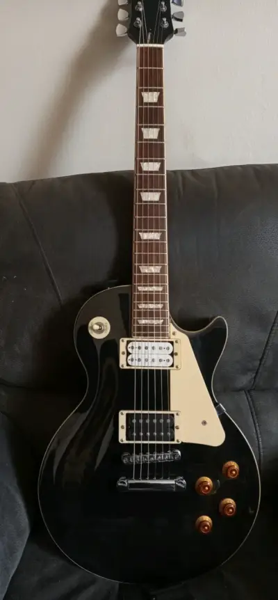 Guitarra eléctrica estilo Les Paul negra - miniatura 1