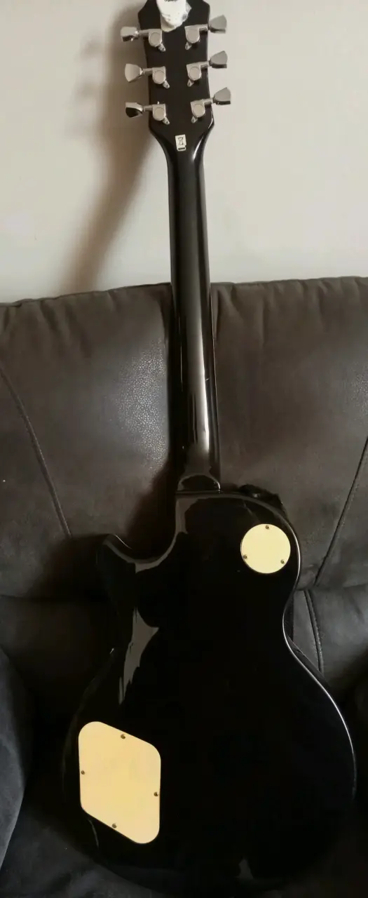Guitarra eléctrica estilo Les Paul negra - 2
