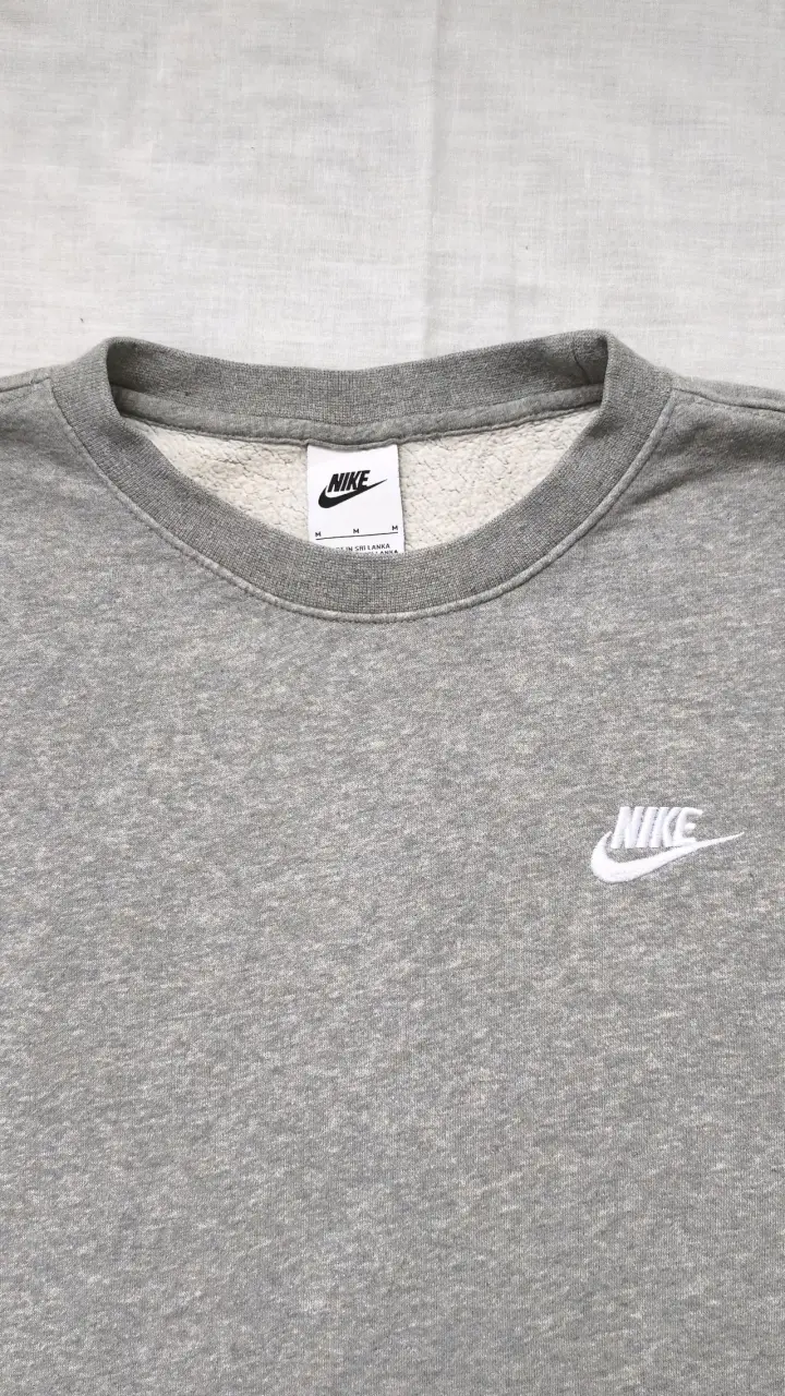 Polerón gris Nike - 2